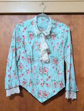 Recollections - Floral Lace Tie-Neck Button-up Blouse in Aqua and Pink